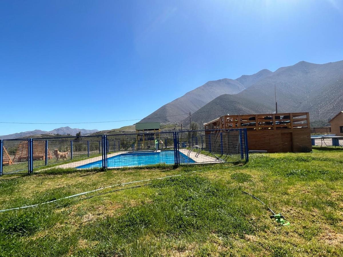 Cabanas Vicuna Cielo De Peralillo - Valle De Elqui Exterior photo